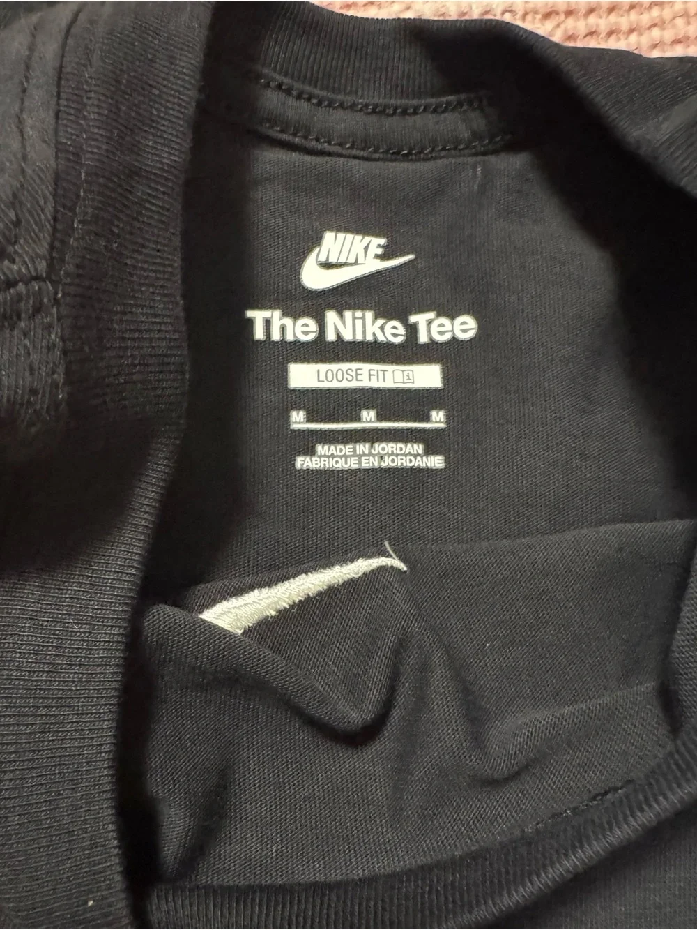 Women's Nike Sportswear Loose Short Sleeve Cropped T-Shirt Nike BLK NWT Size M